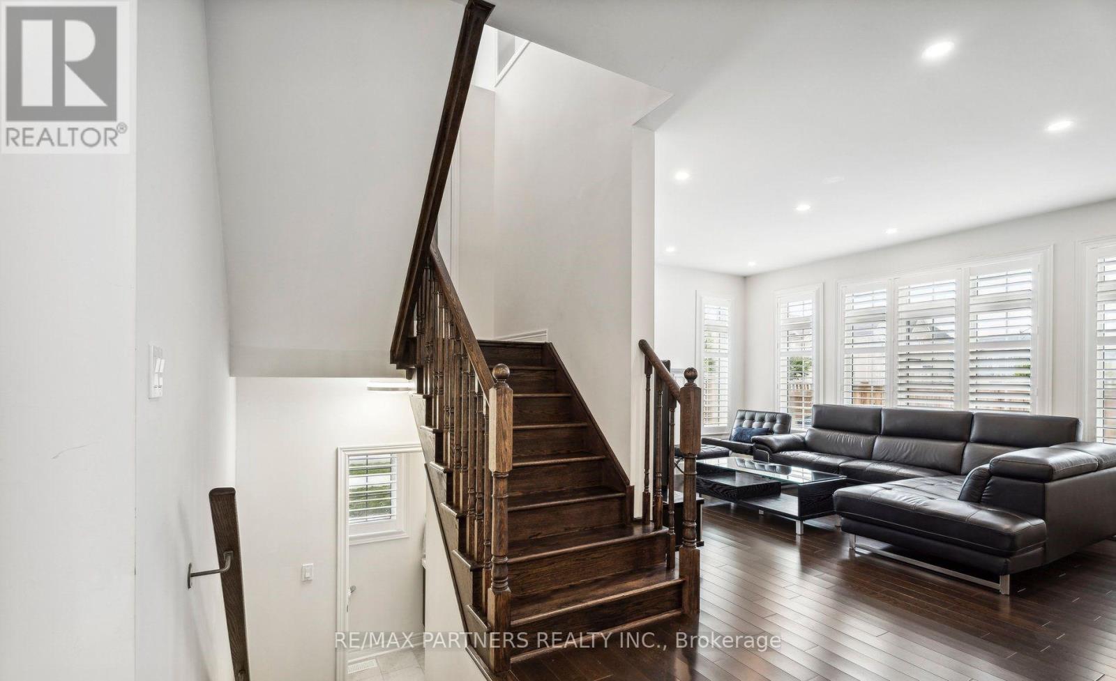 2 PORTIA STREET - 22