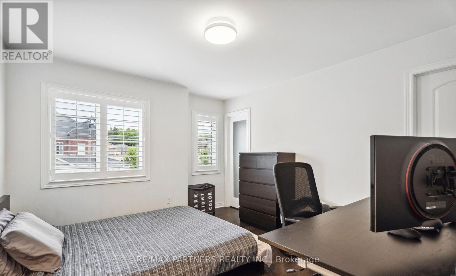 2 PORTIA STREET - 26