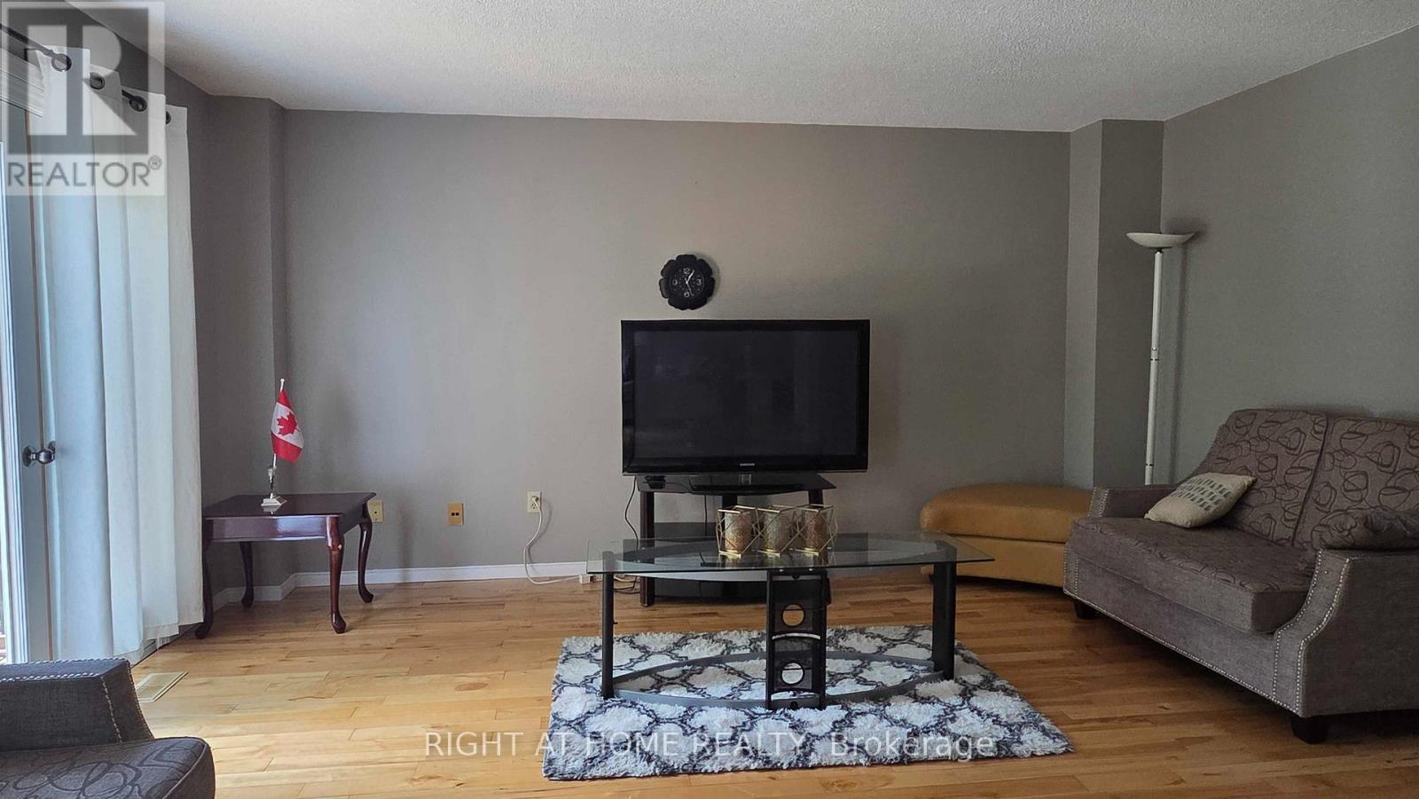129 HEYDON AVENUE - 9