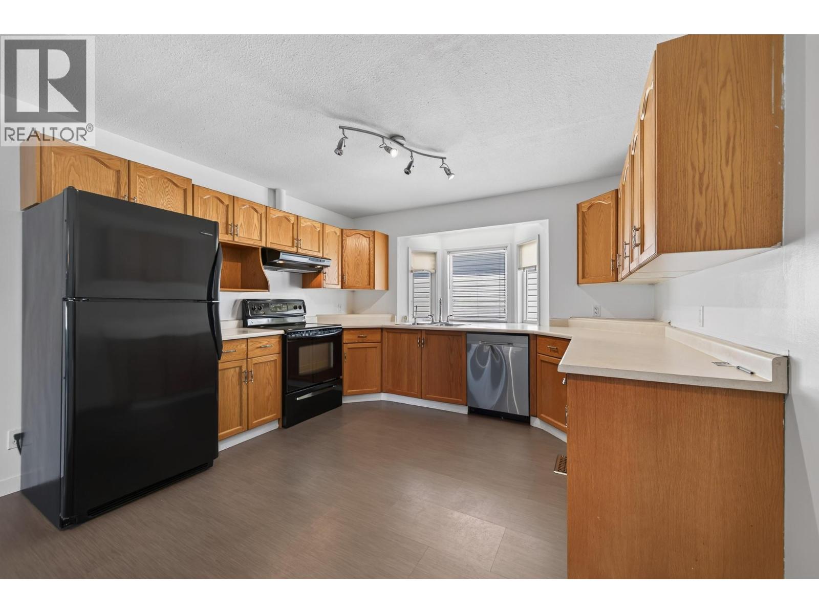 1172 Kamwood Place - 7