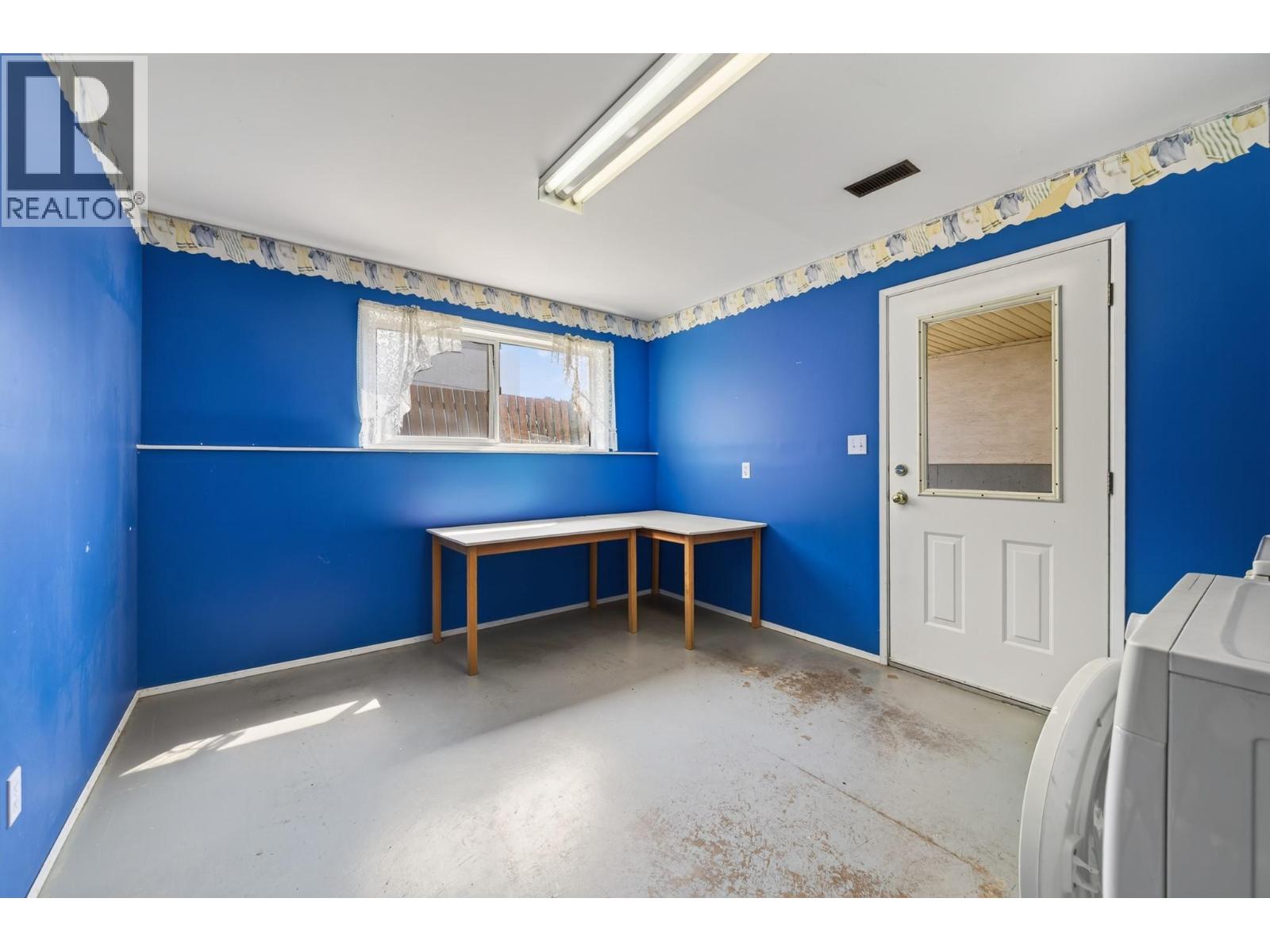 1172 Kamwood Place - 23