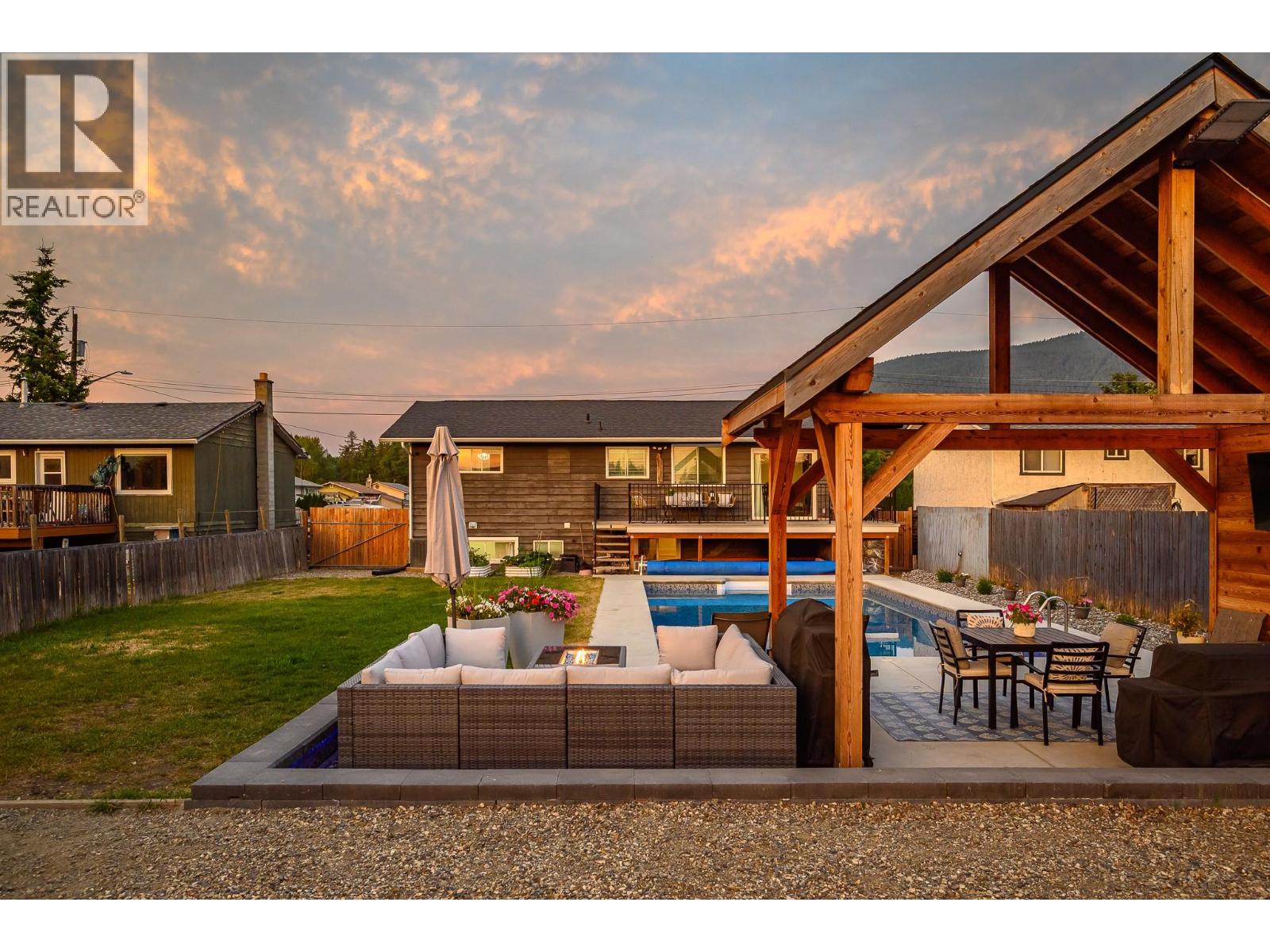 792 Fraser Road - 1