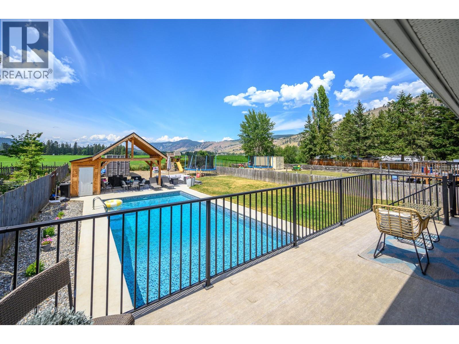 792 Fraser Road - 38