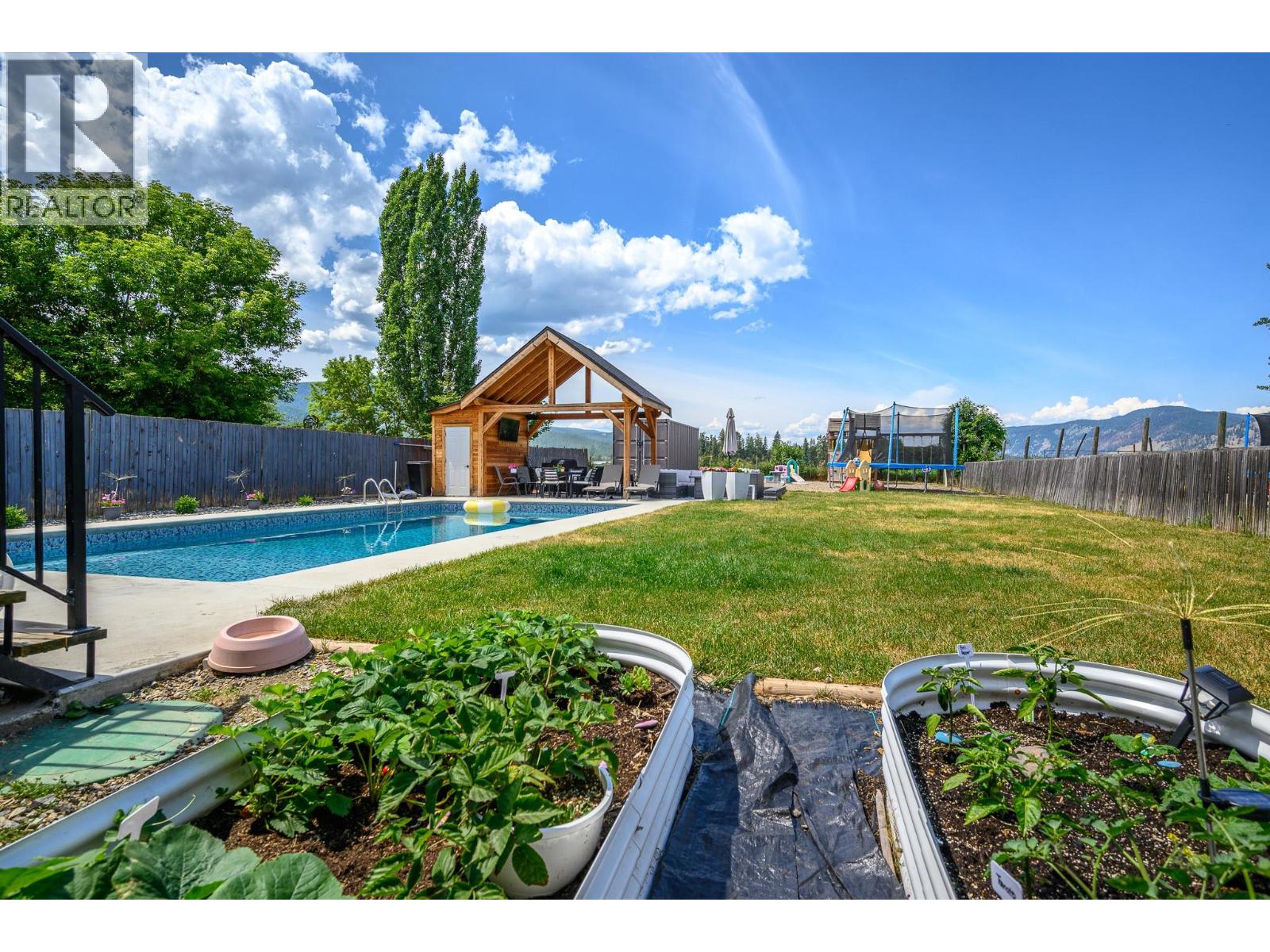 792 Fraser Road - 43