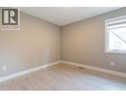 101 1211 Thomas Avenue, Coquitlam, BC V3K2L1 Photo 27