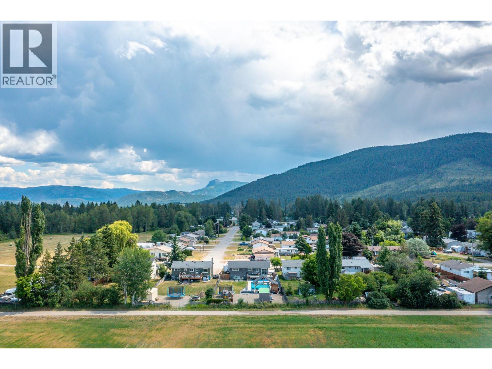792 Fraser Road - 54