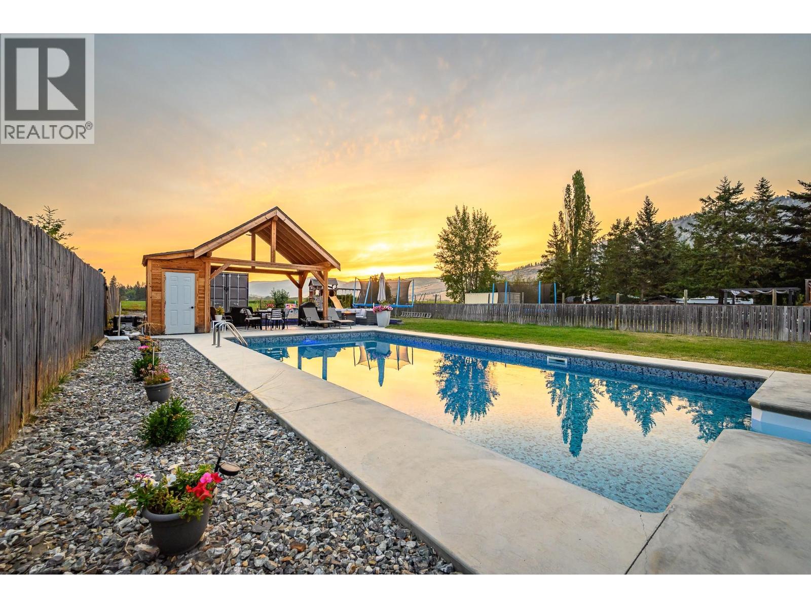 792 Fraser Road - 2