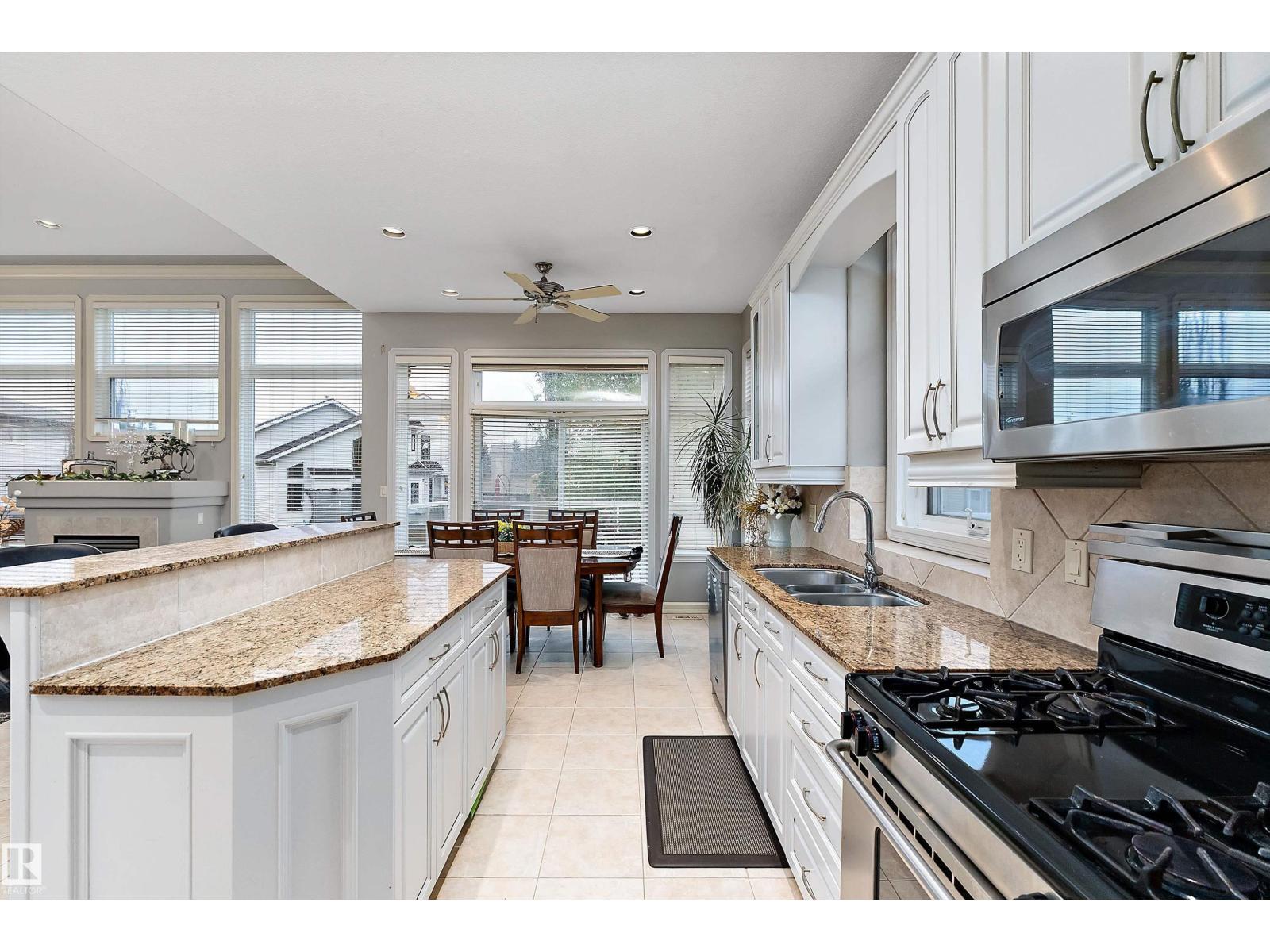 15816 64 ST NW - 12