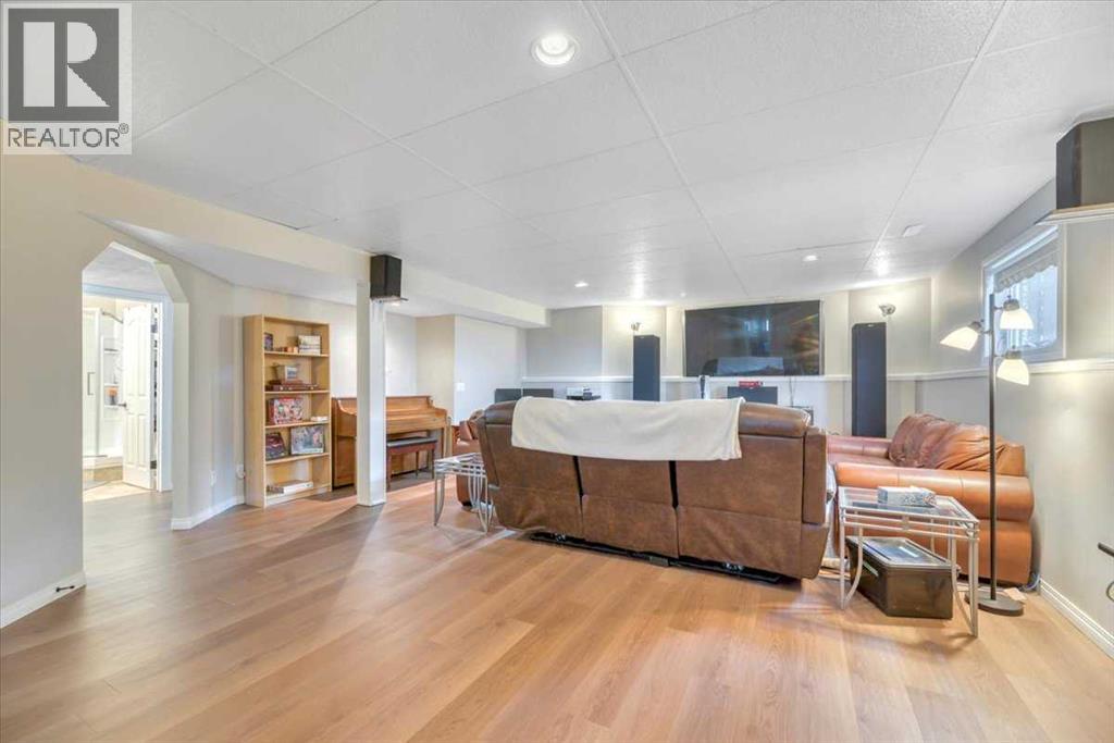 9 Madison Court - 25