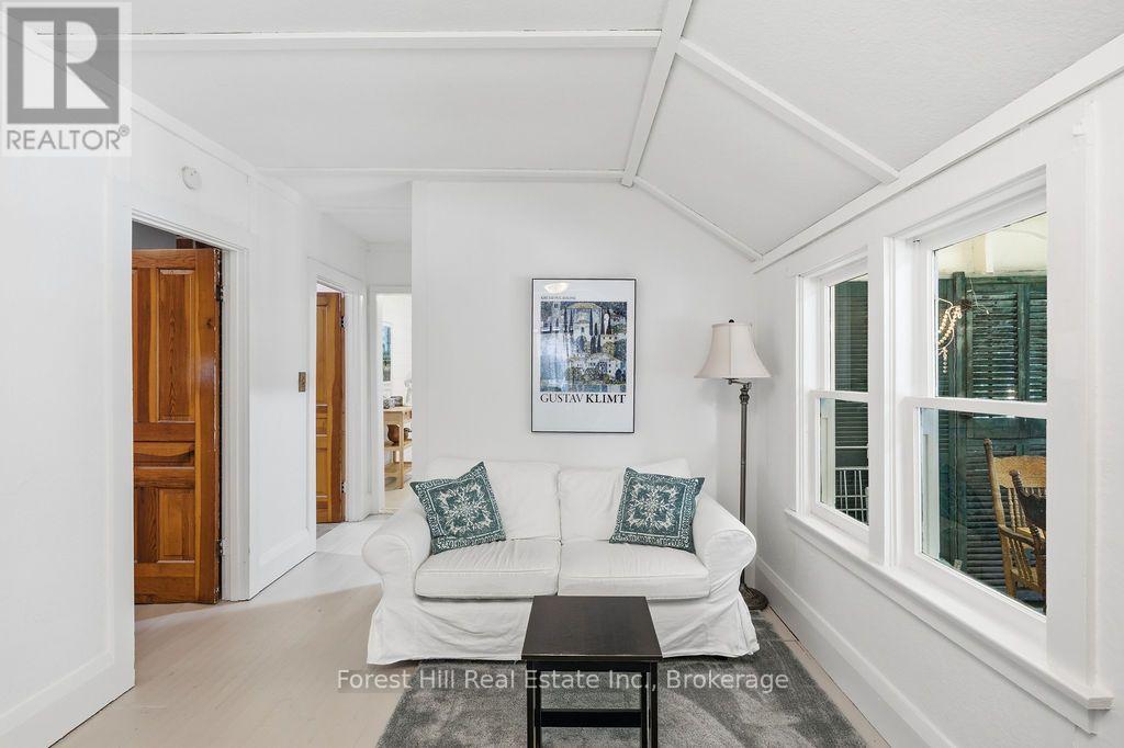1040 WALKER LAKE DRIVE - Image 32