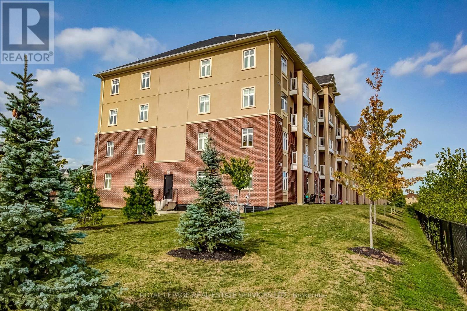 #211 1360 COSTIGAN ROAD - 28