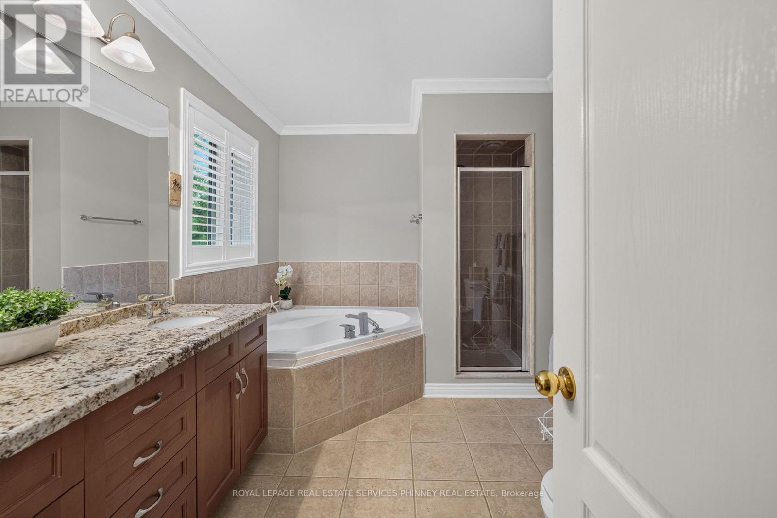 211 CREEK PATH AVENUE - 21