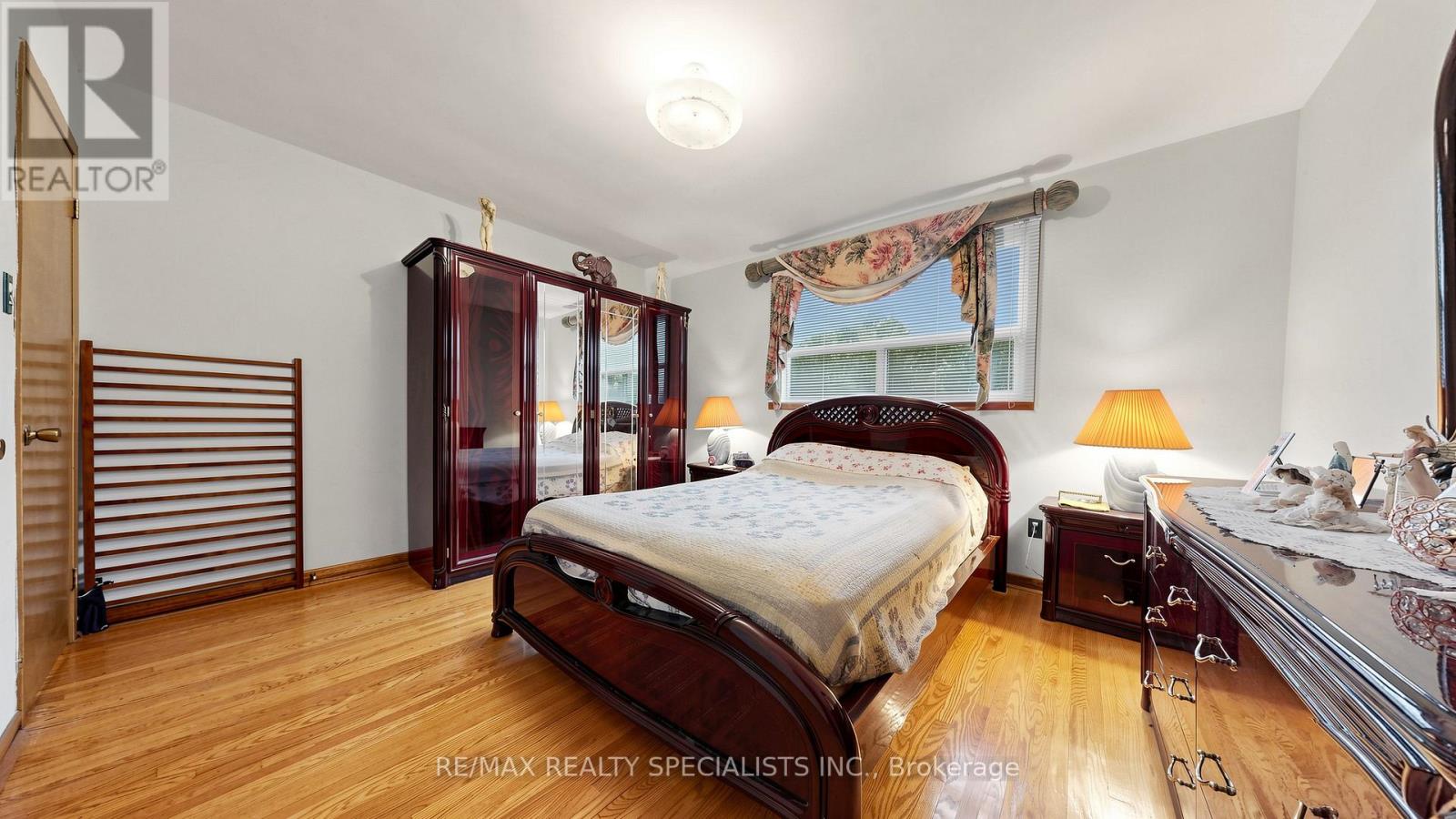 2385 HENSALL STREET - 13
