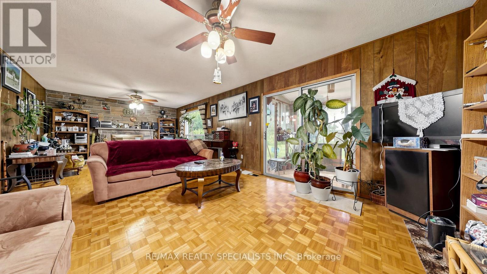 2385 HENSALL STREET - 17