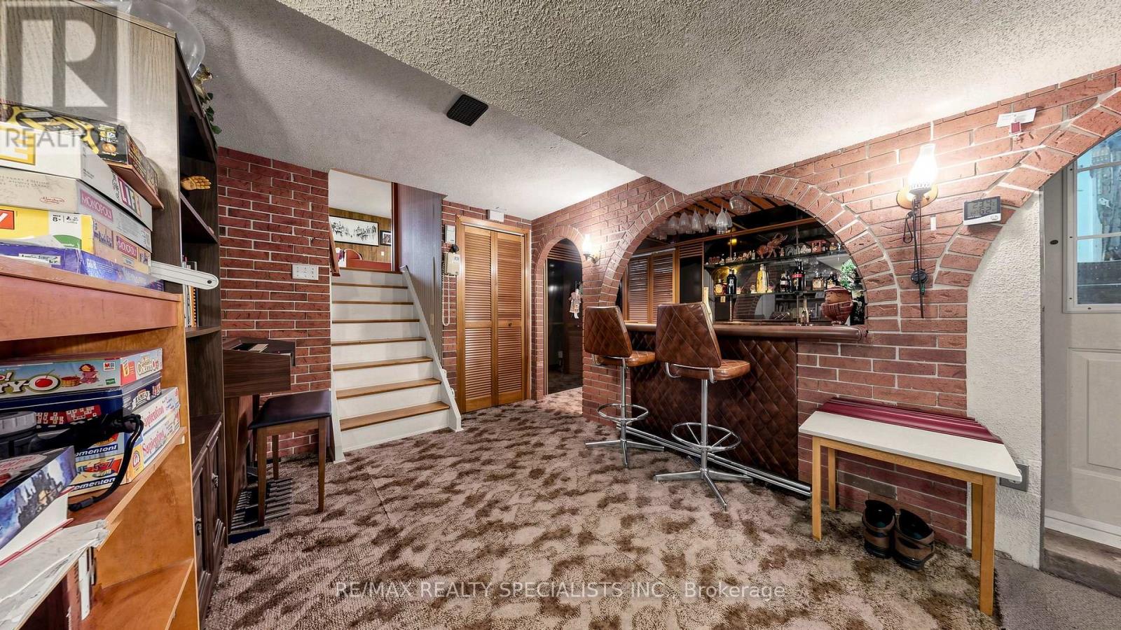 2385 HENSALL STREET - 24
