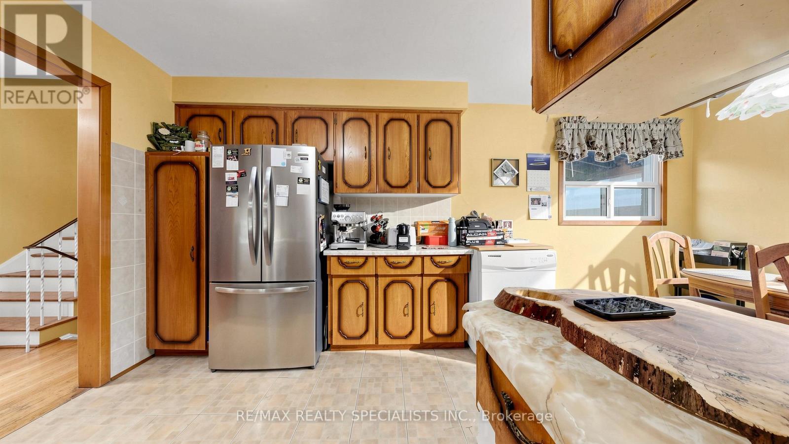 2385 HENSALL STREET - 9