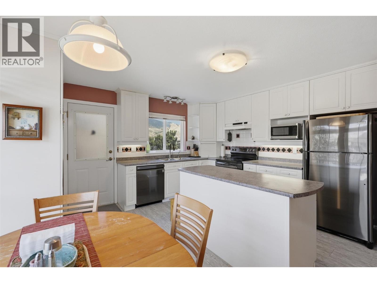 102 Pearse Place - 7