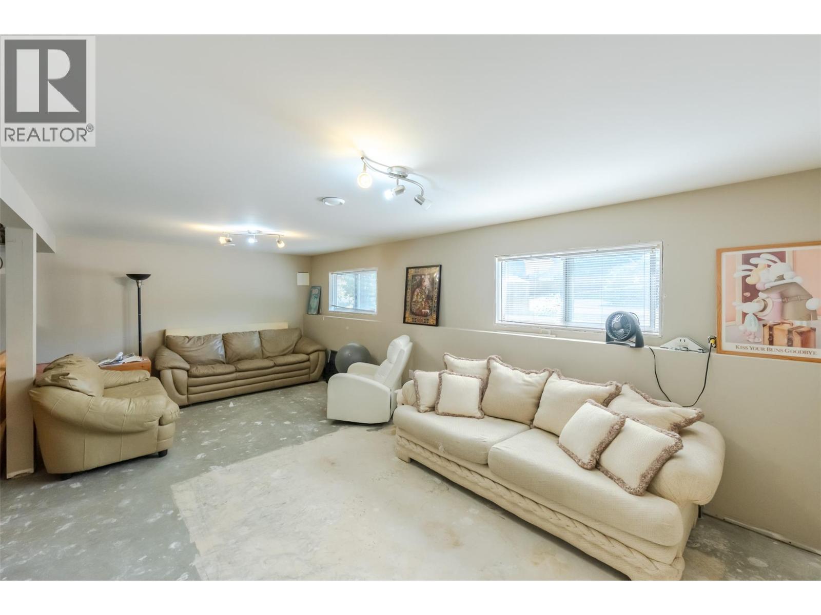 601 Valiant Drive - 46