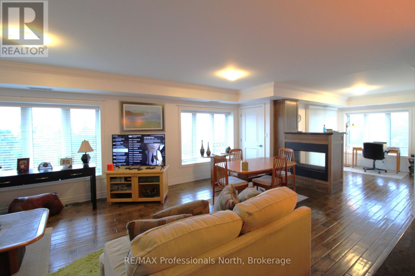 #402 26 DAIRY LANE - 38