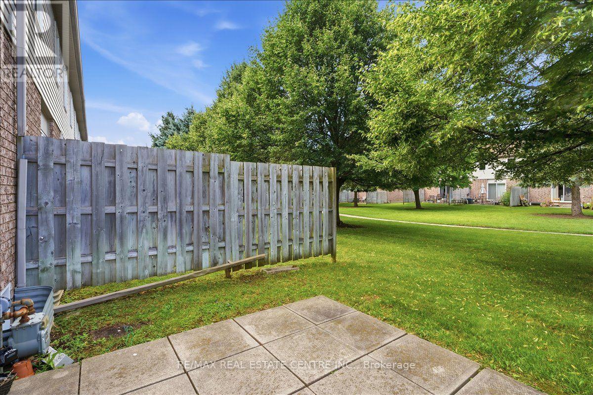 15 ROEHAMPTON CRESCENT - 25