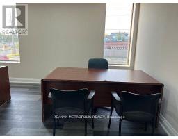 551 York Street, London East, ON N6B1R6 Photo 8