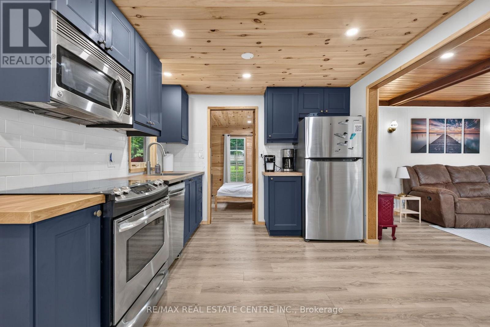 502A DELONG ROAD - 10