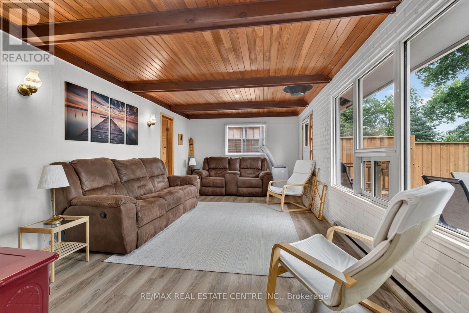 502A DELONG ROAD - 13