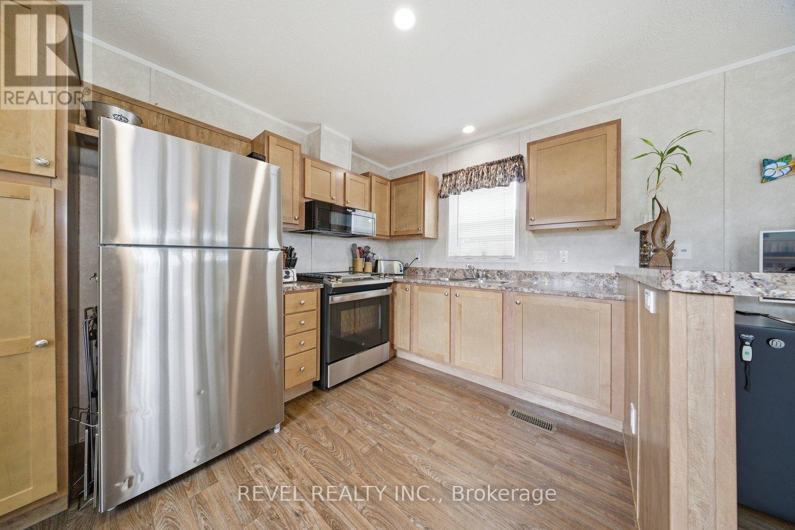 #614 99 FOURTH CONCESSION ROAD - 15
