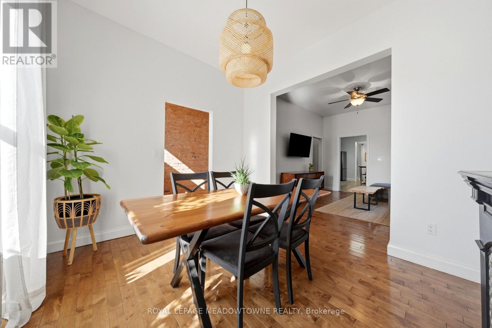 29 RAILWAY STREET - 9