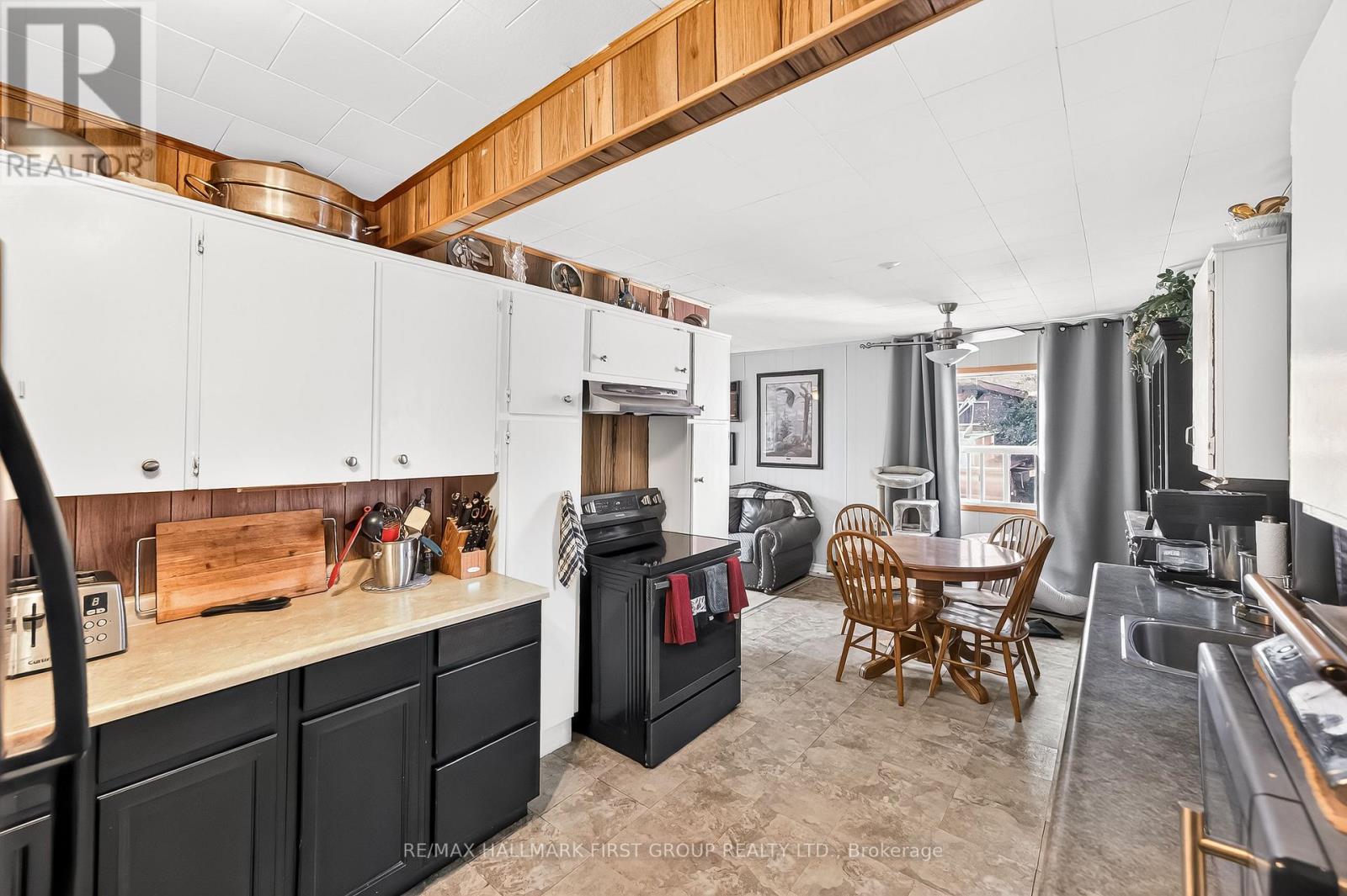 118 ALPINE LAKES ROAD - 23