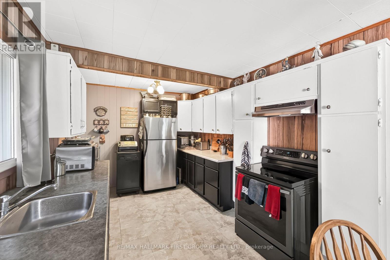 118 ALPINE LAKES ROAD - 24