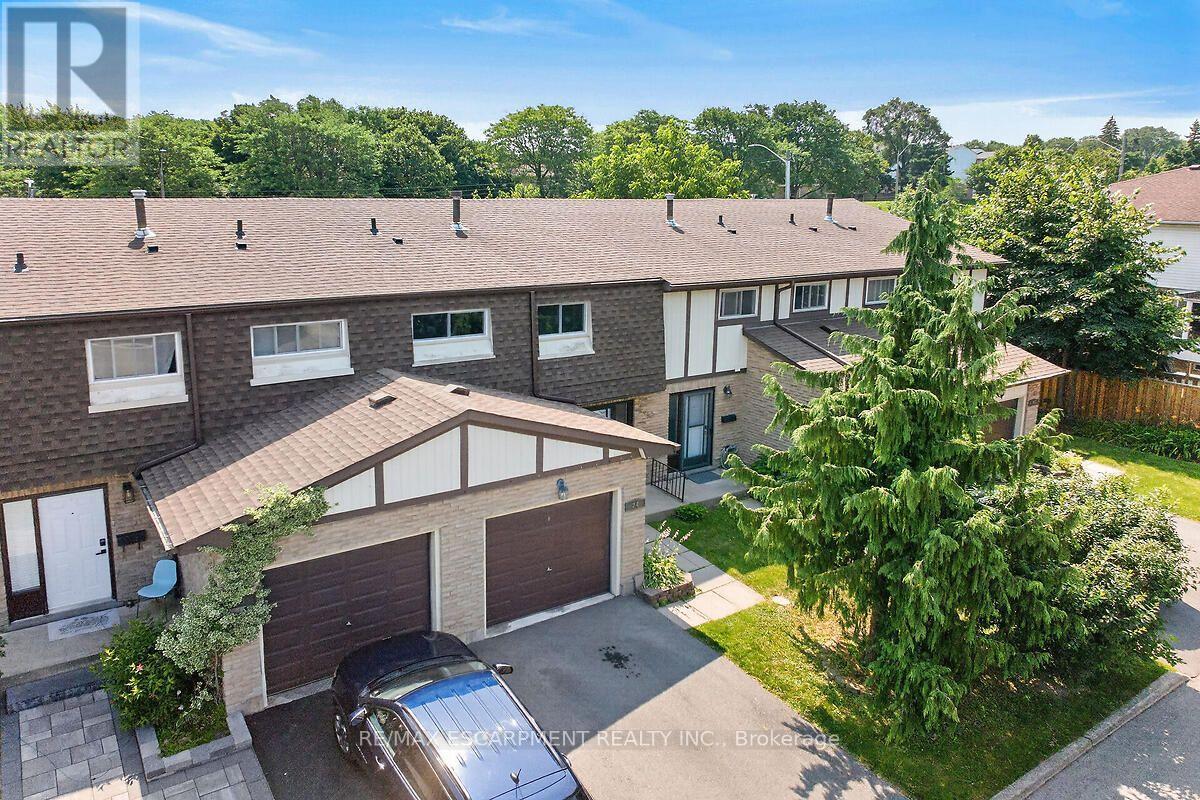 #24 300 REXFORD DRIVE - 1