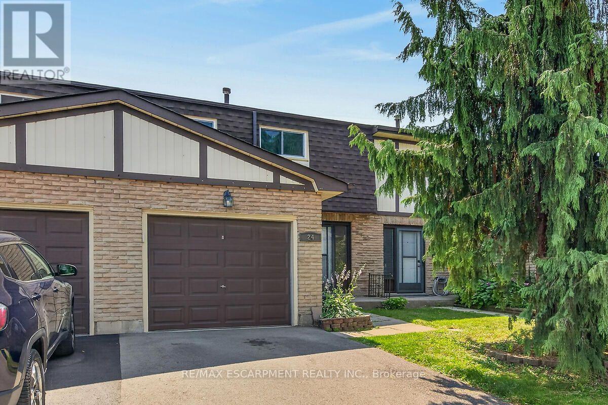 #24 300 REXFORD DRIVE - 4