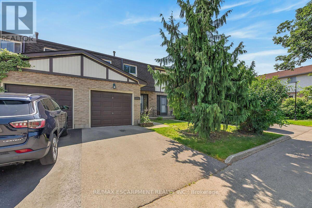 #24 300 REXFORD DRIVE - 5