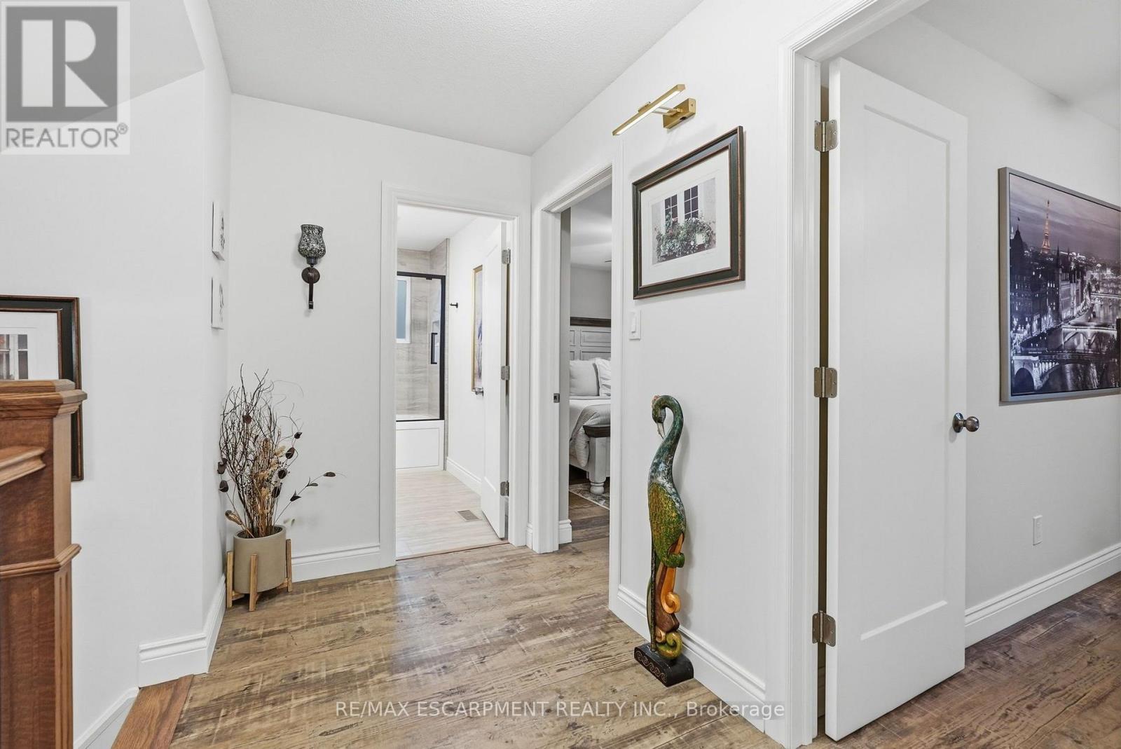 224 ATHENIA DRIVE - 16