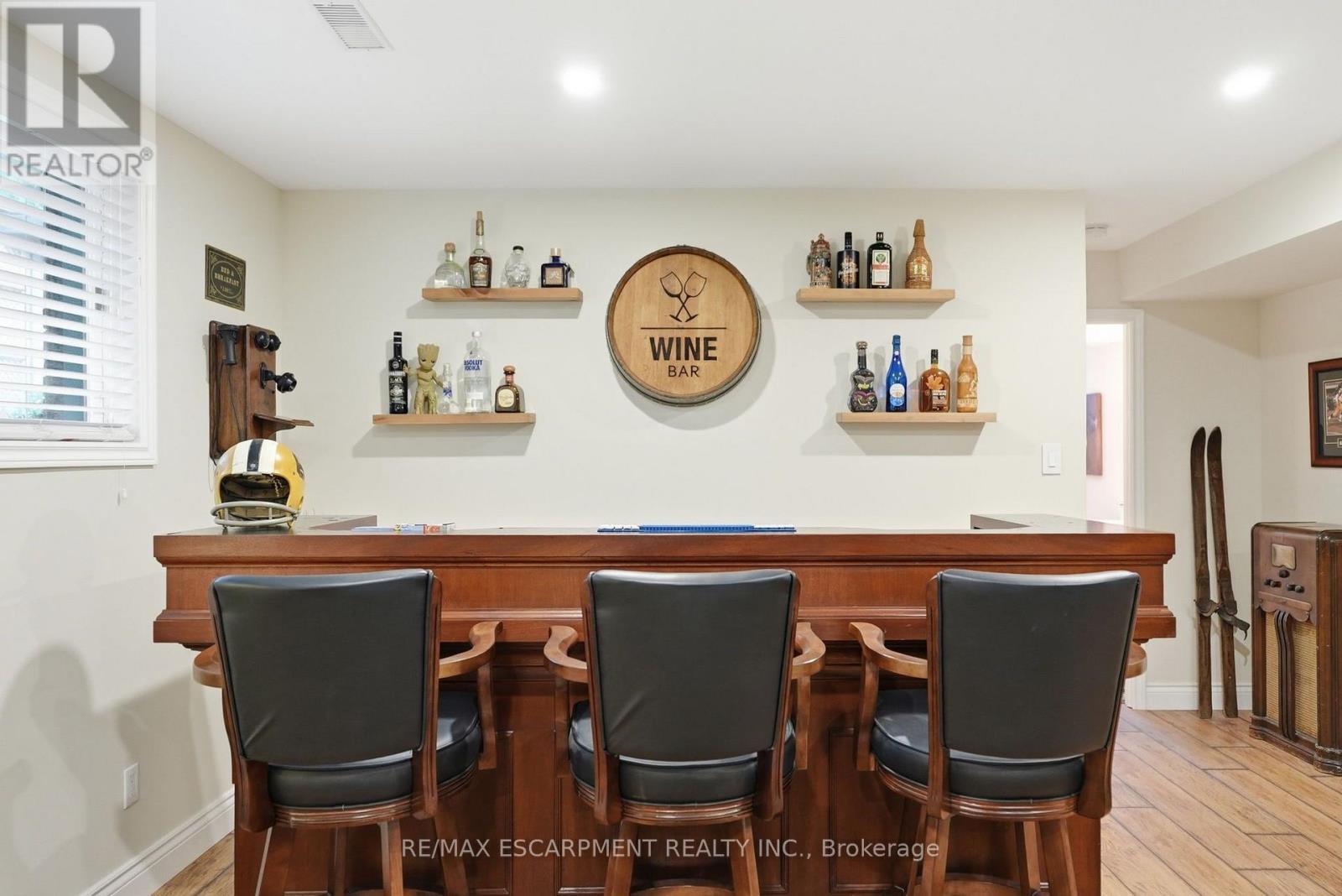224 ATHENIA DRIVE - 25