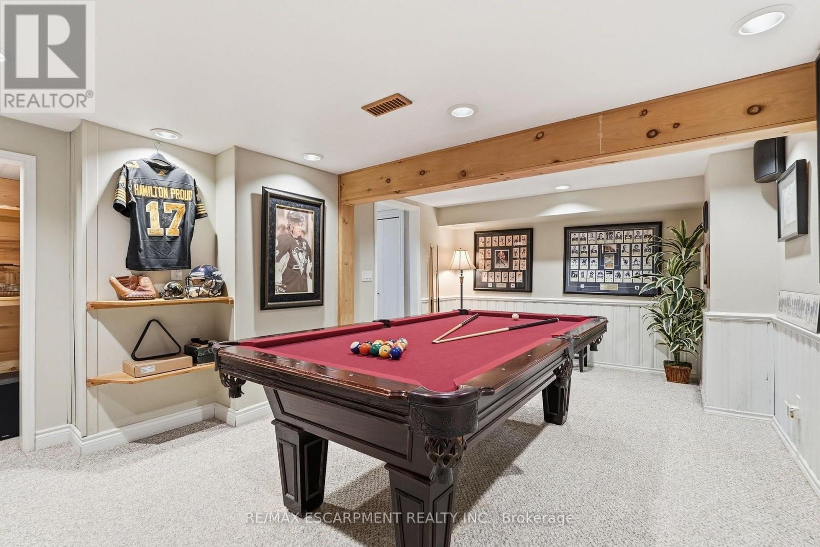 224 ATHENIA DRIVE - 35
