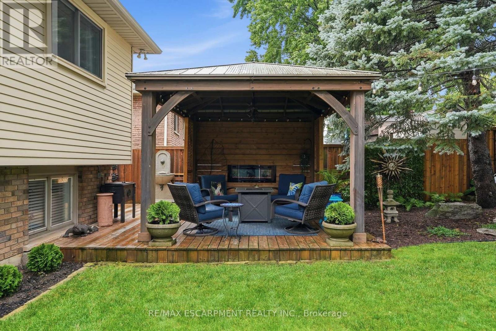 224 ATHENIA DRIVE - 42