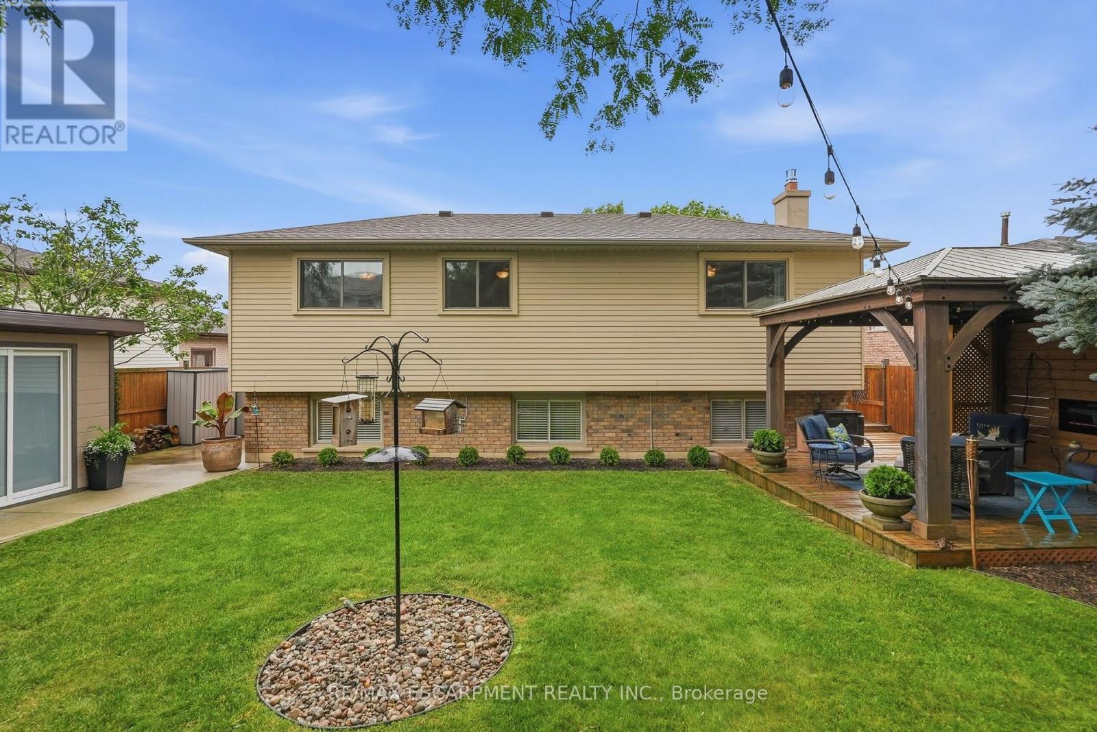 224 ATHENIA DRIVE - 49