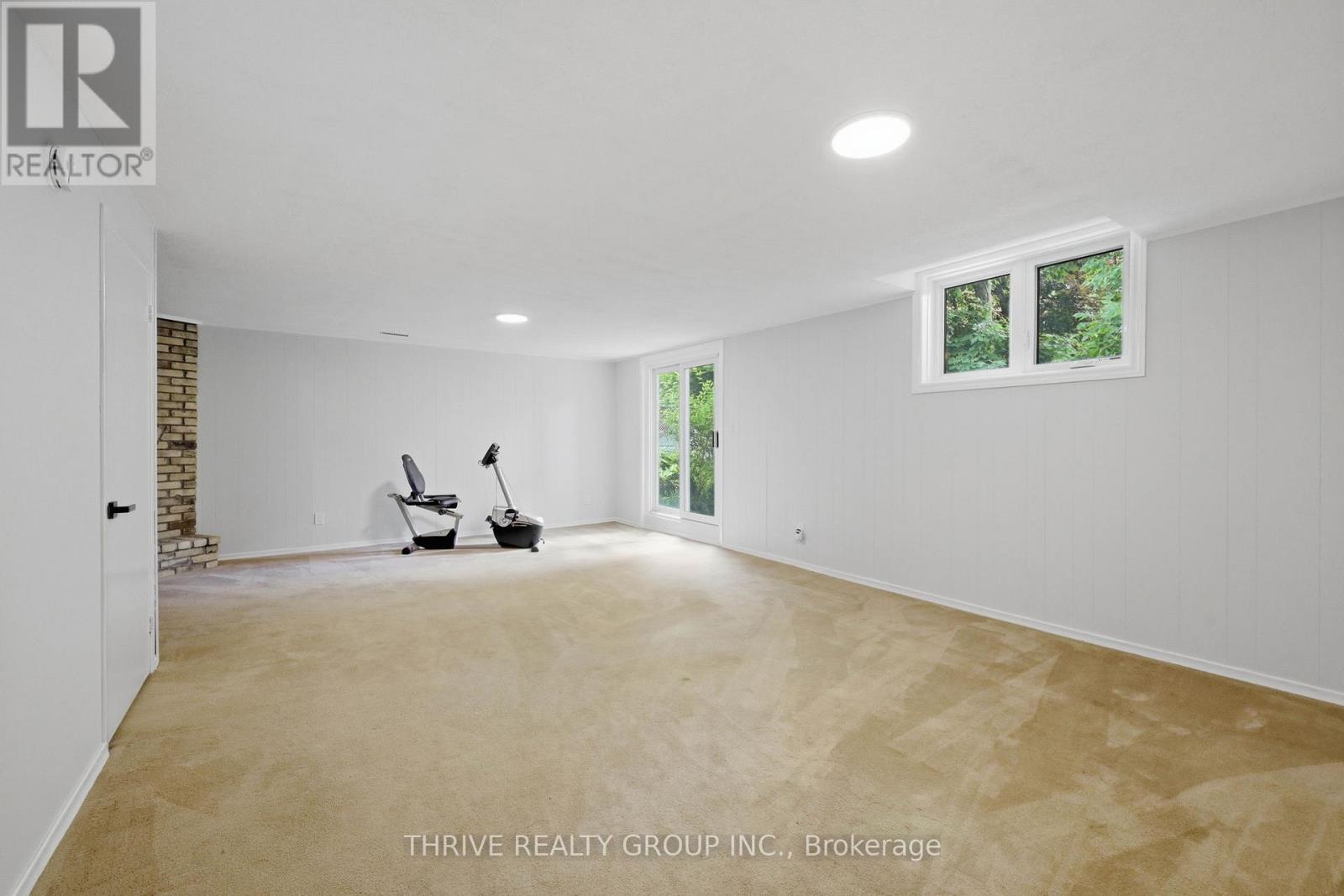 115 HALIBURTON ROAD - 19