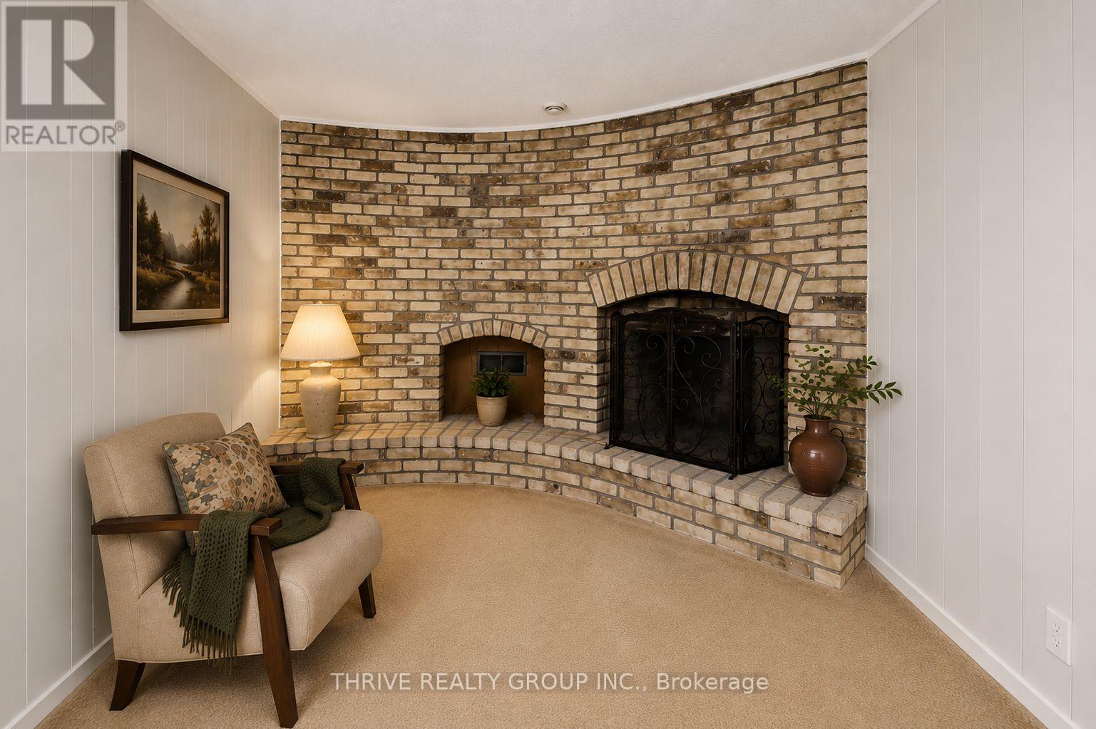 115 HALIBURTON ROAD - 22