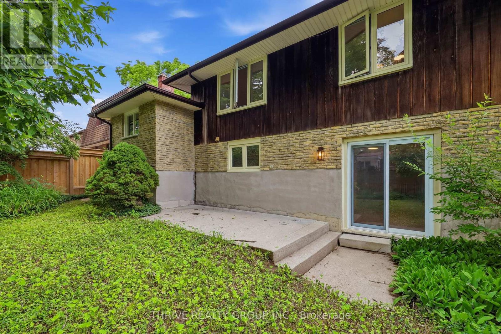115 HALIBURTON ROAD - 25