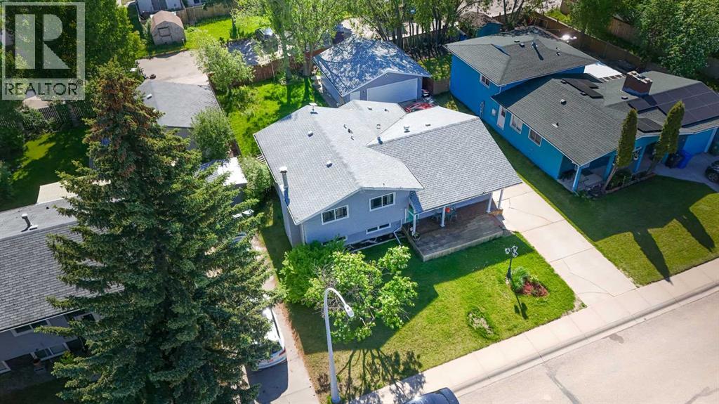 5739 55 Street - 38