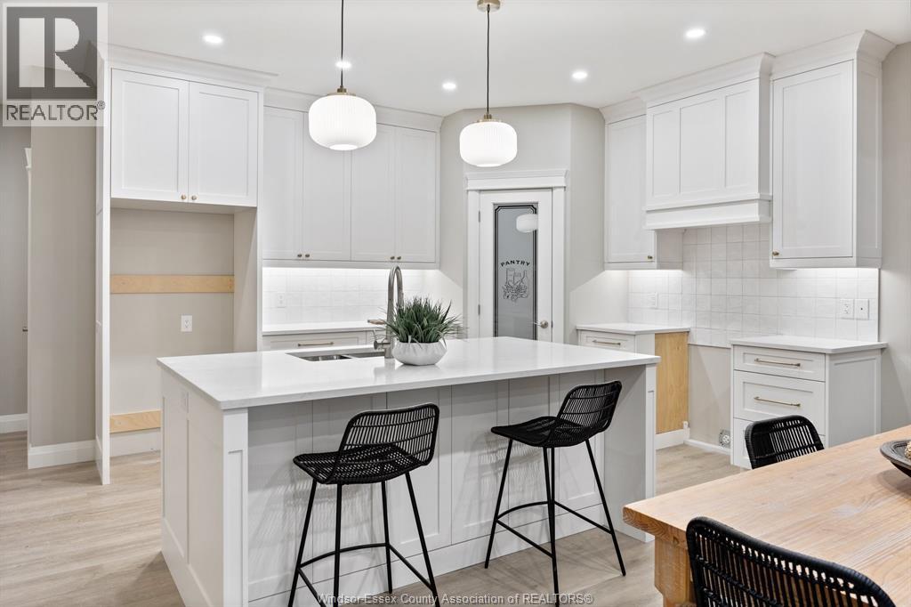 77 PEREIRA DRIVE - 4