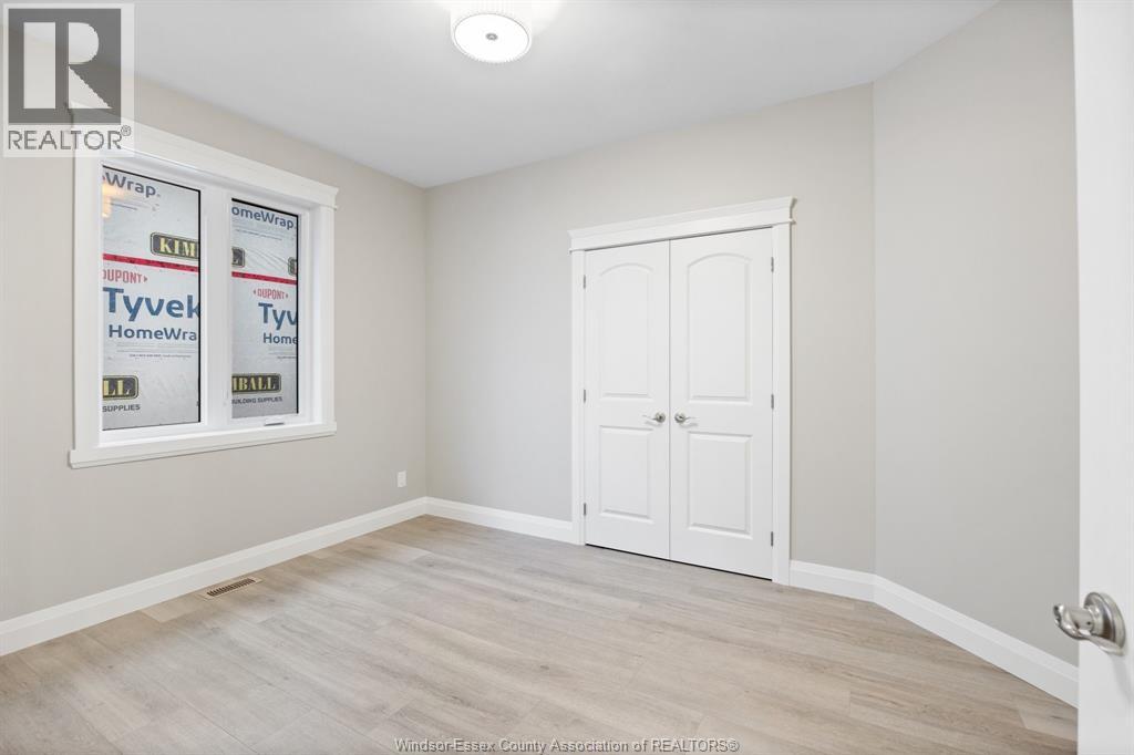 77 PEREIRA DRIVE - 19