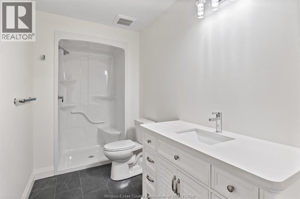 77 PEREIRA DRIVE - 26