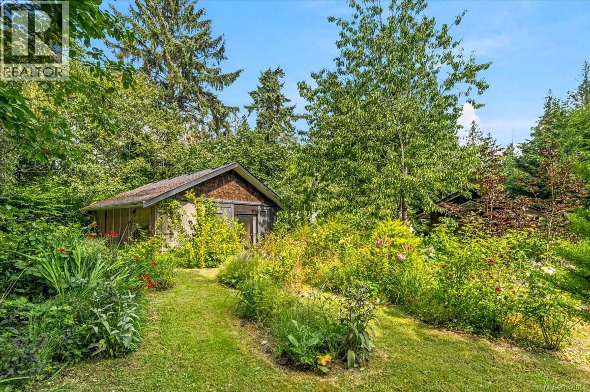 381 Dunsmuir Rd - Image 47