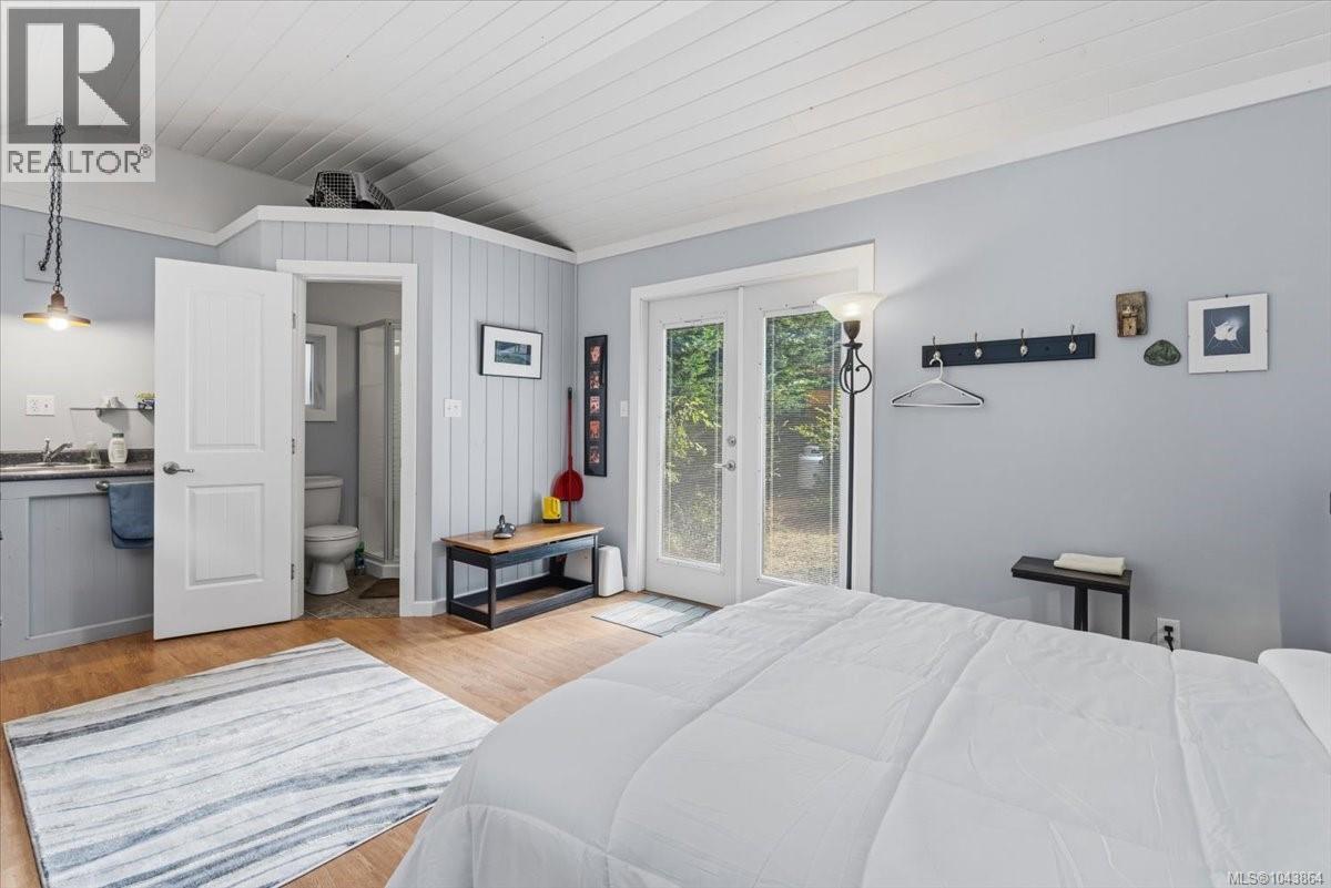 381 Dunsmuir Rd - 49