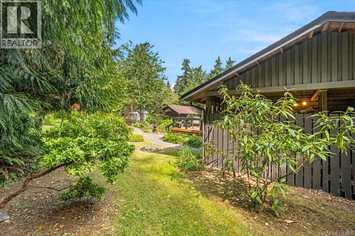 381 Dunsmuir Rd - 59