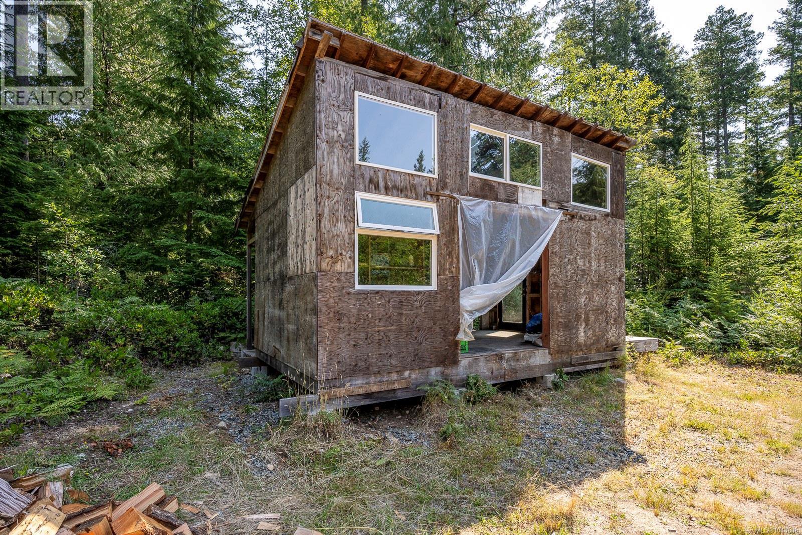 927 Siskin Lane - 25